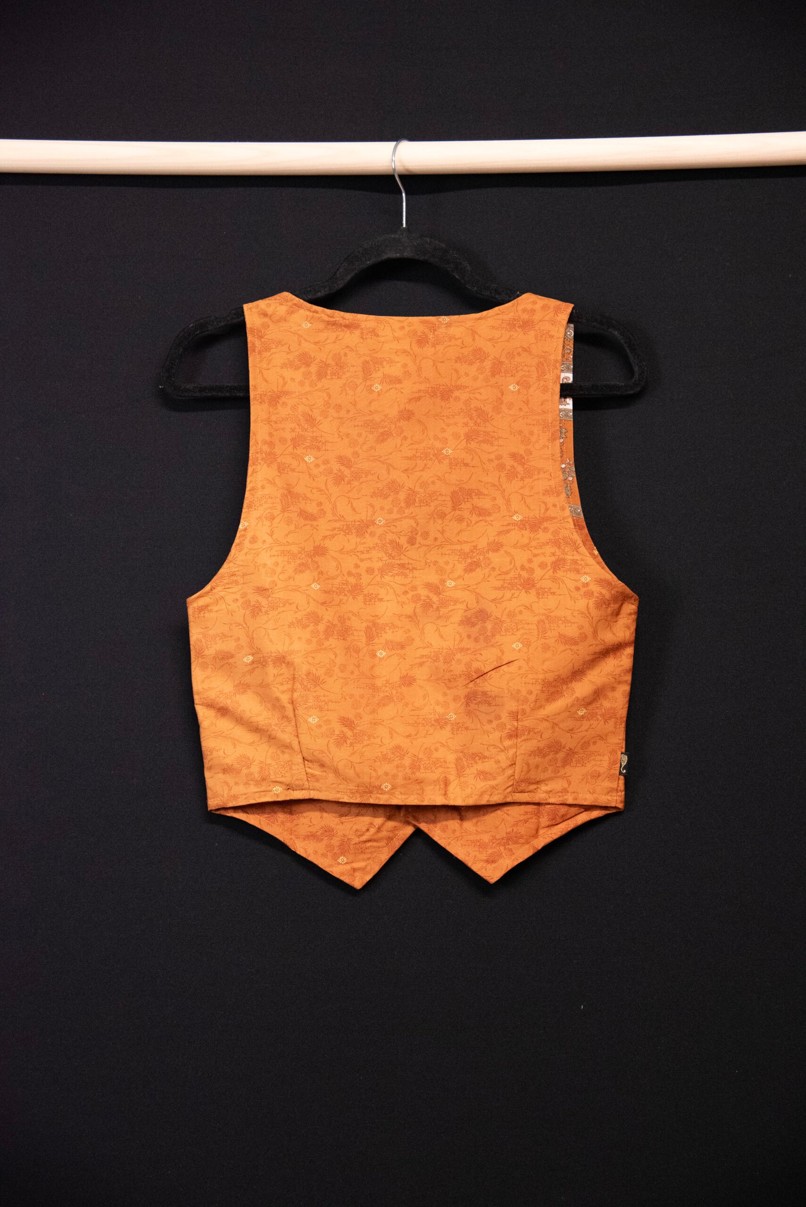 Aya Vest - Image 9